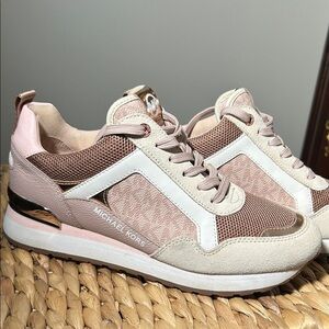 Michael Kors Women's Blush and Gold Sneakers